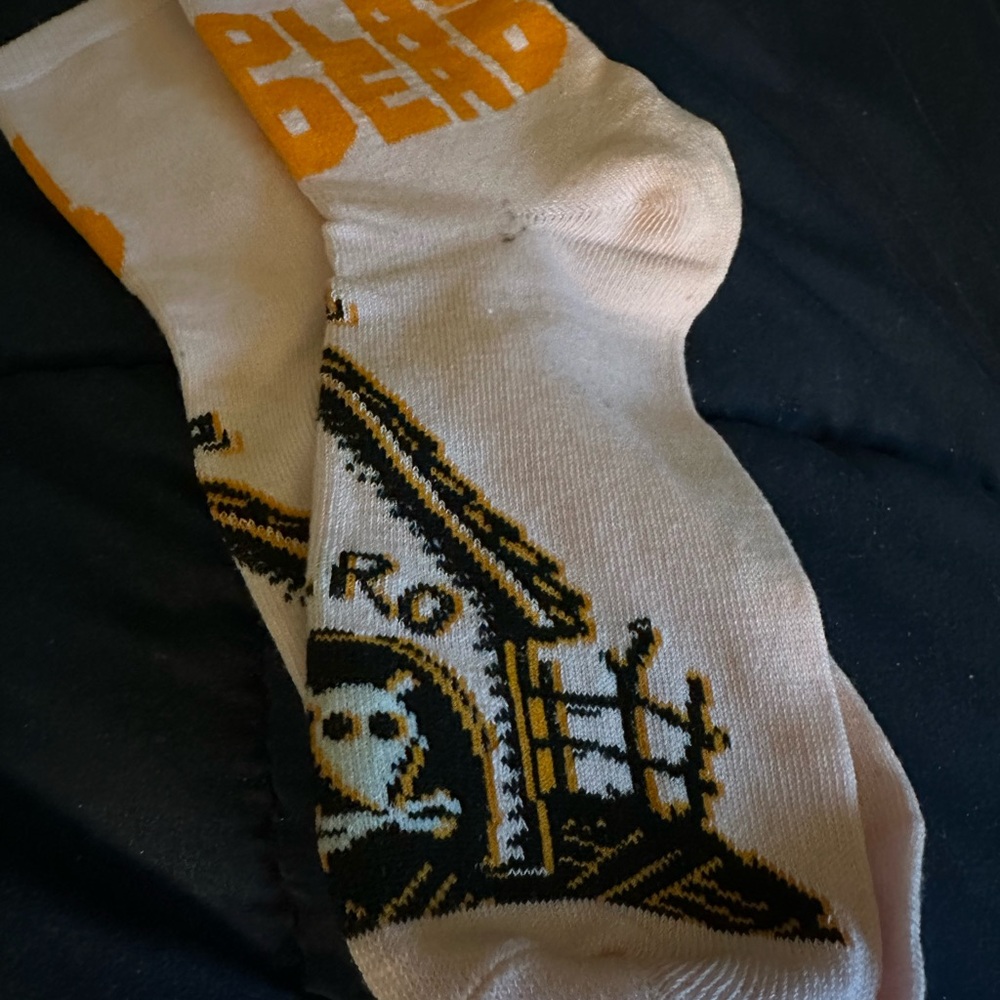 DISNEY Skull Socks - Picture 2 of 2